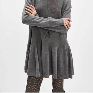 Free People Gray Long Sleeve Dress size extra small.